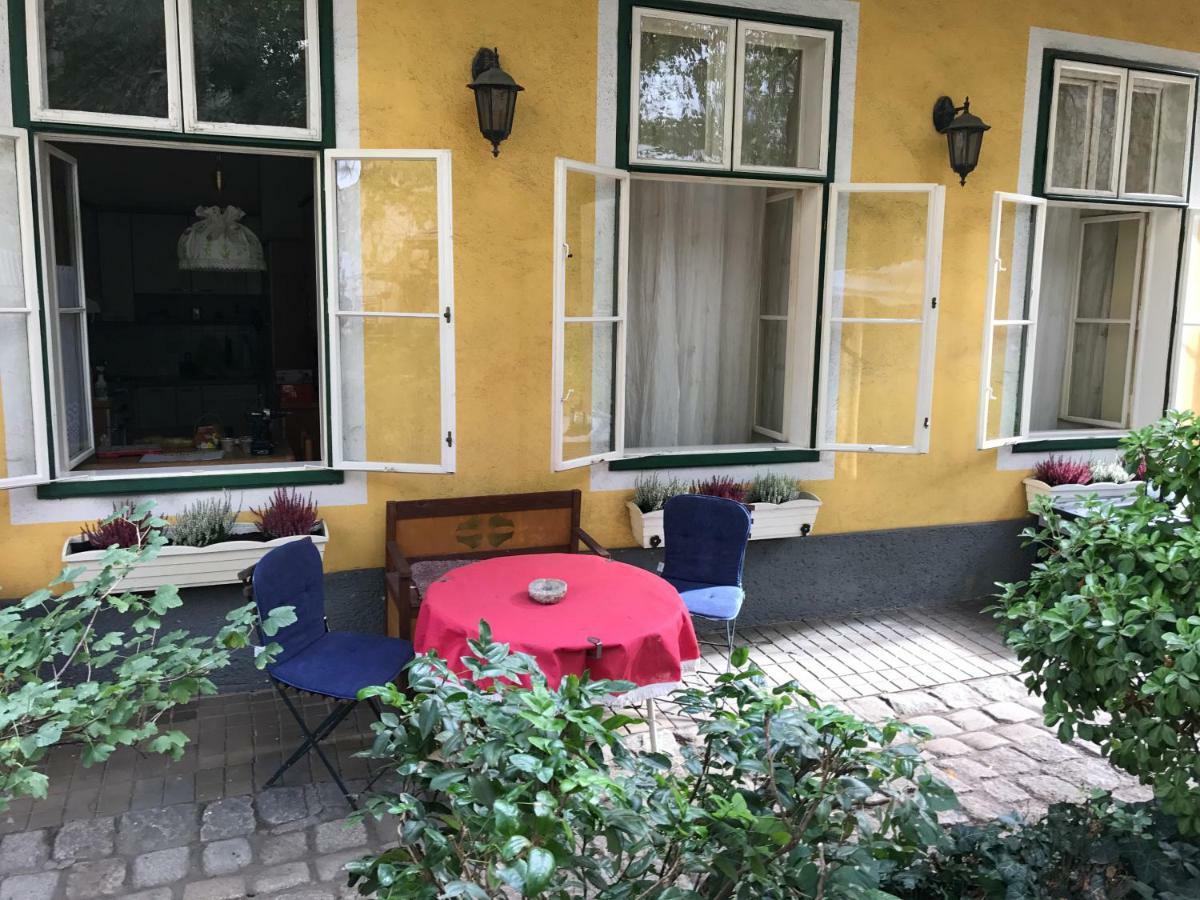 70M² Grosses Apartment Mit Gartenzugang Відень Екстер'єр фото