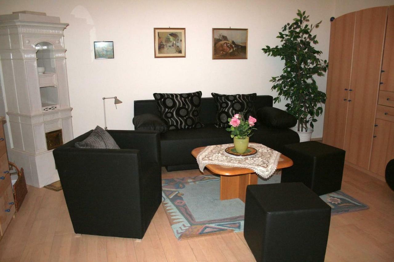 70M² Grosses Apartment Mit Gartenzugang Відень Екстер'єр фото